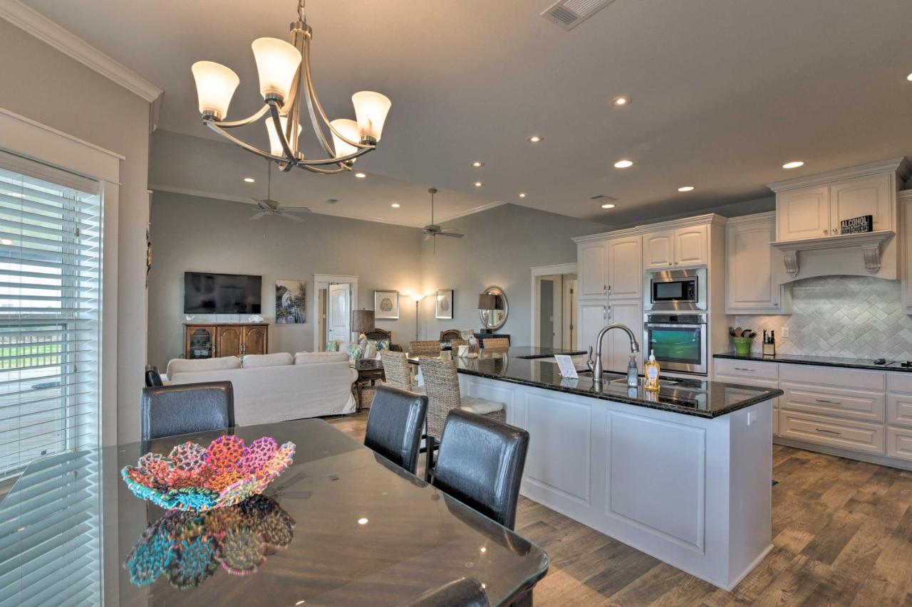 Coastal Port Bolivar Home - Walk To Beach! المظهر الخارجي الصورة